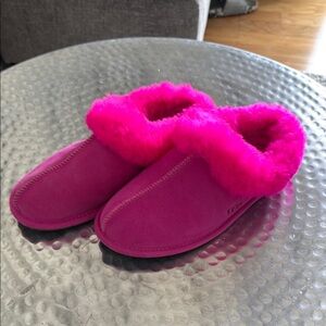 UGG Pink Cozy Slippers with Plush Trim and Soft Material.    Like New!!!